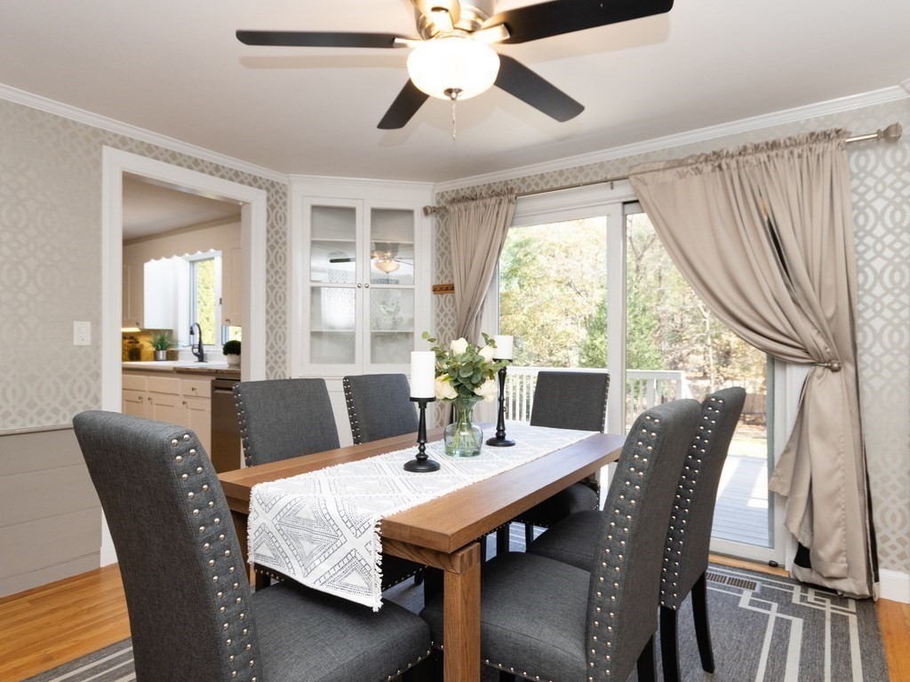 345 Conant Road Weston, MA 02493 - Photo 8 of 40 Gallery Image 8