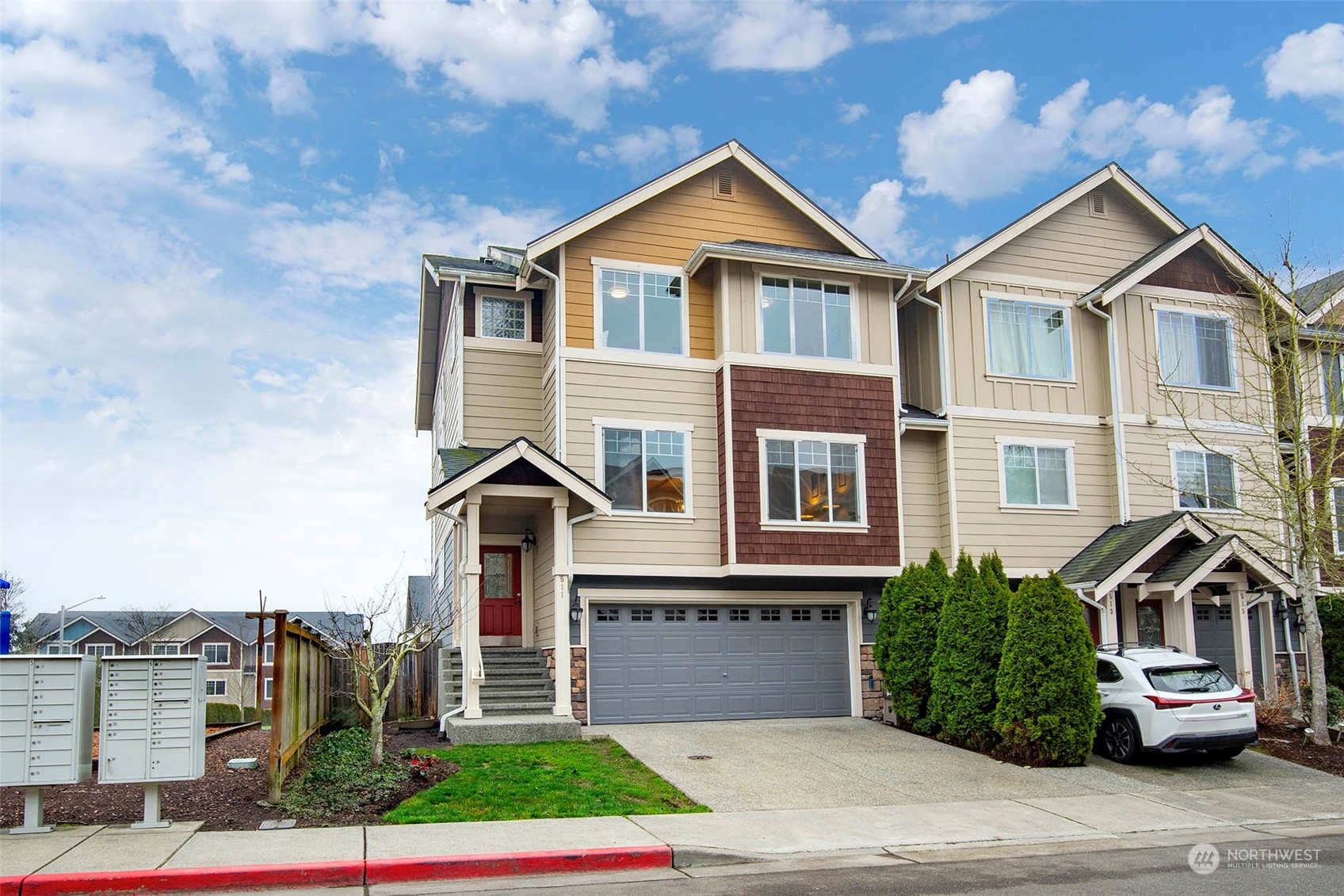 511 Pilchuck Path Everett, WA 98201 - Photo 1 of 31 Gallery Image 1