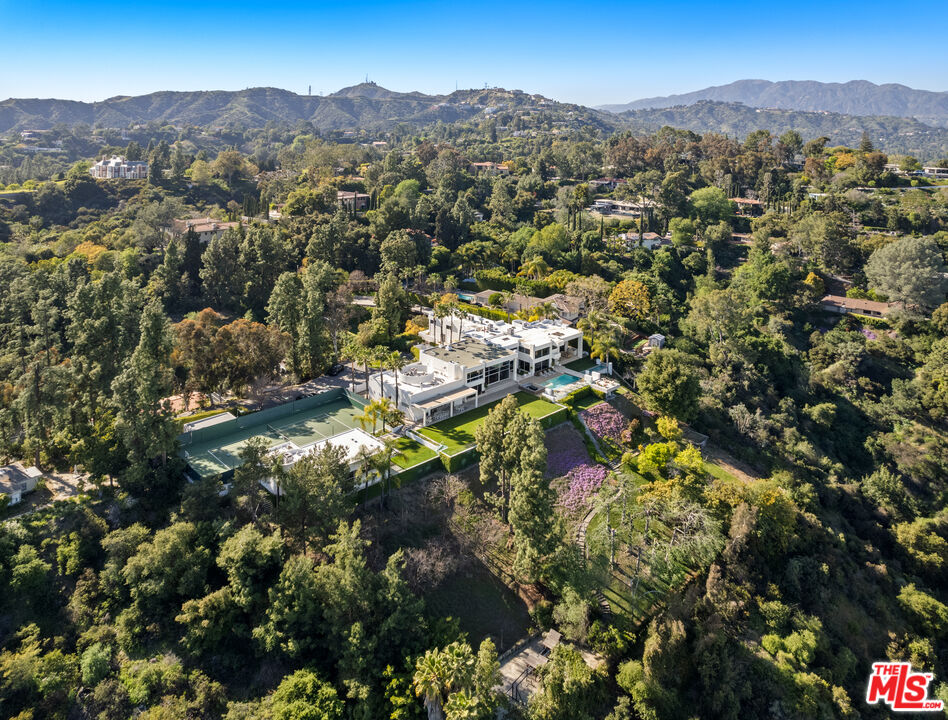 300 North San Rafael Avenue Pasadena, CA 91105 - Photo 12 of 12 a view of a city with mountain