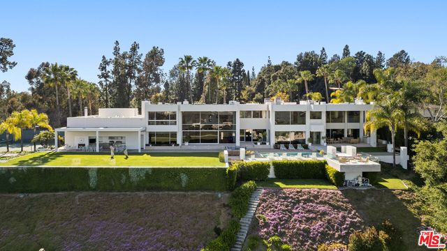 $19,999,000 | 300 North San Rafael Avenue, Pasadena, CA 91105