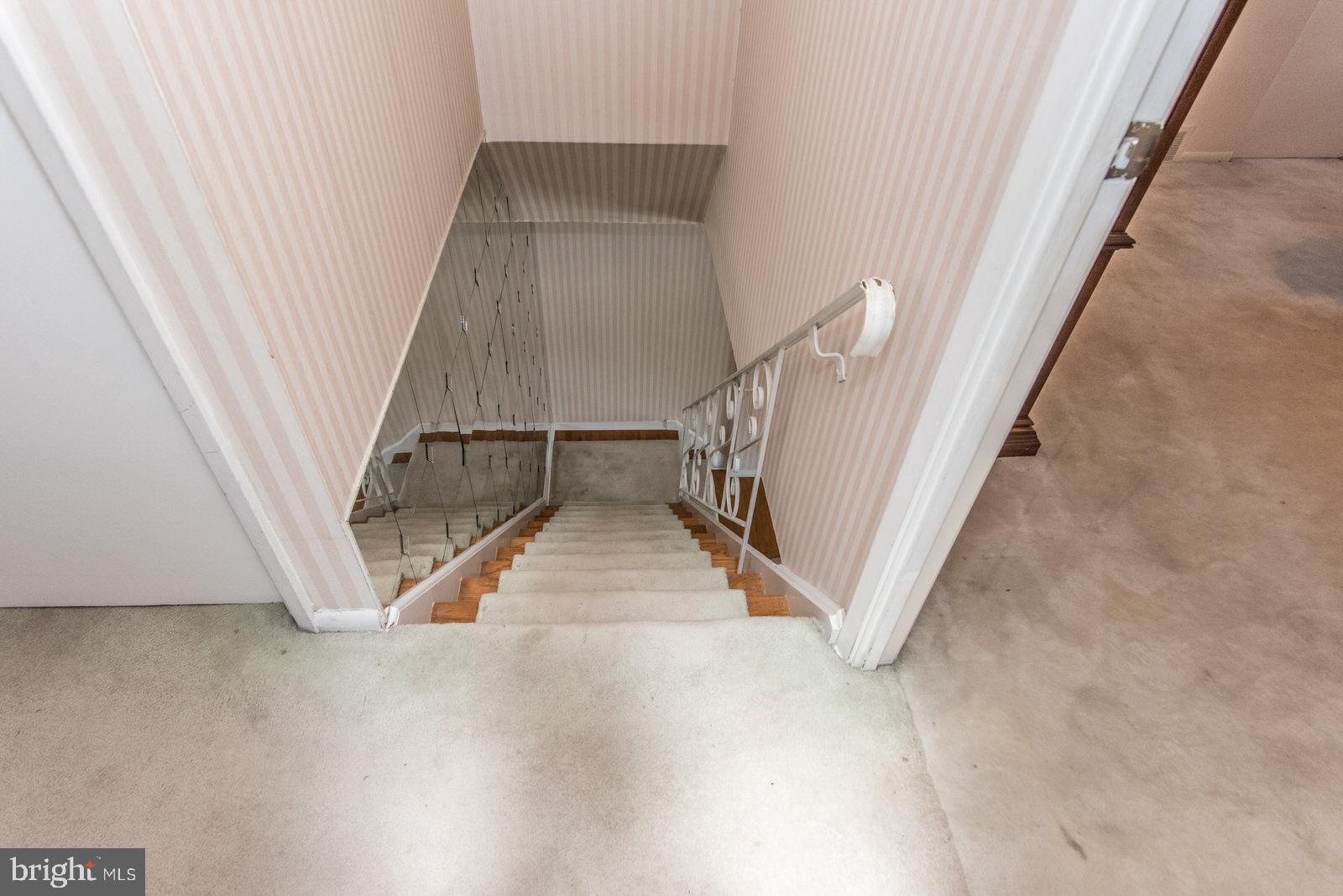 12514 Chilton Road Philadelphia, PA 19154 - Photo 30 of 83