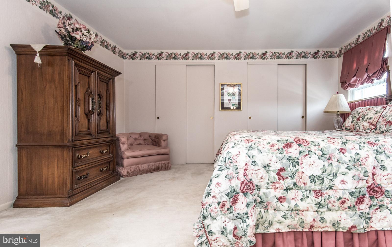 12514 Chilton Road Philadelphia, PA 19154 - Photo 34 of 83