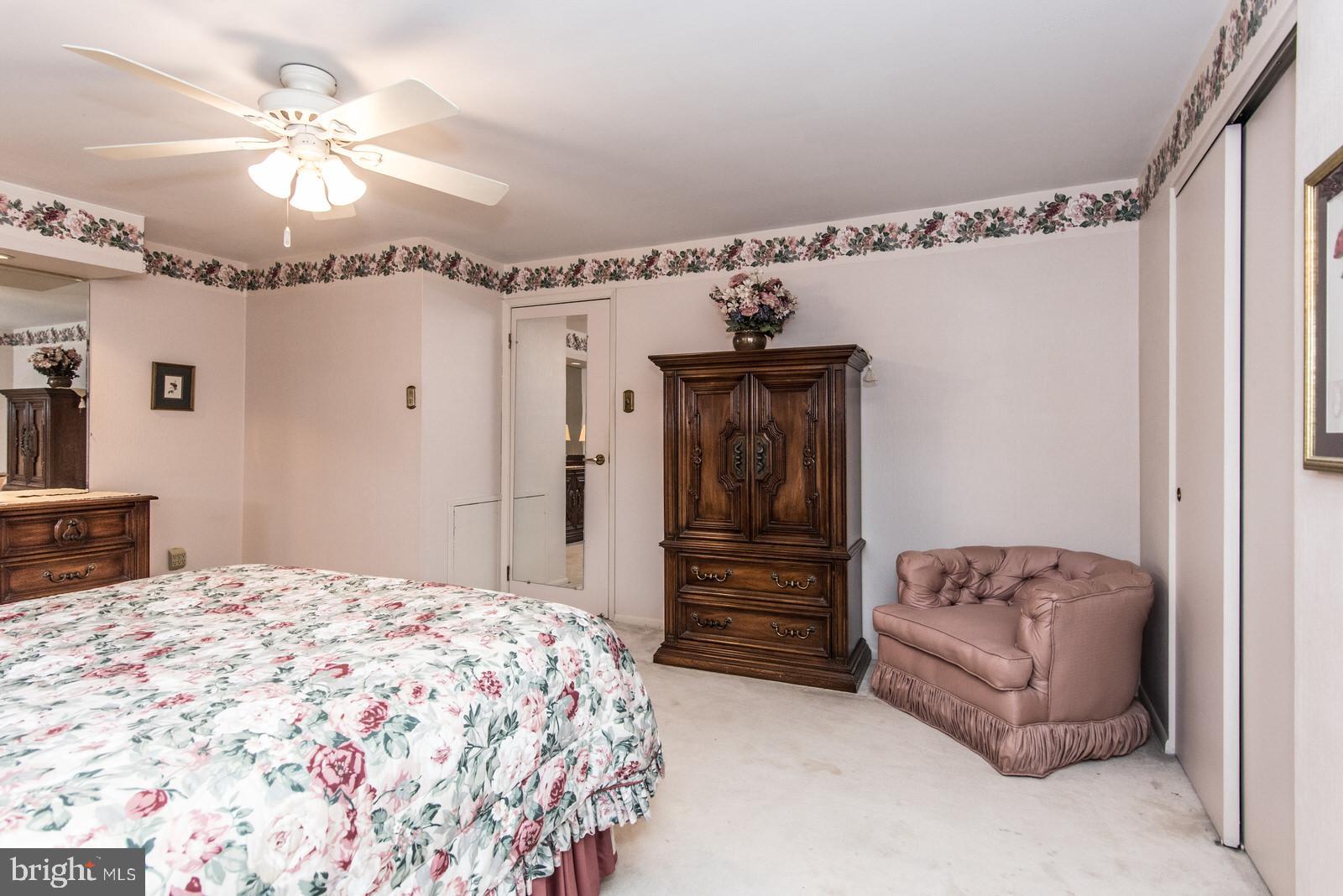 12514 Chilton Road Philadelphia, PA 19154 - Photo 35 of 83