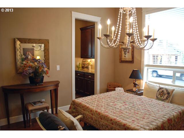 12550 Southeast Hadeed Street Happy Valley, OR 97086 - Photo 10 of 16 Gallery Image 10