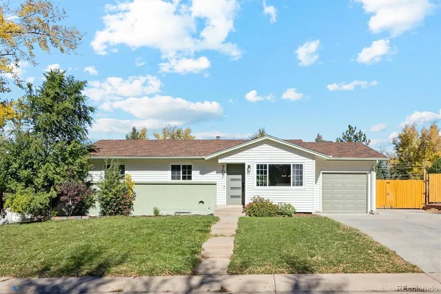 $729,900 | 707 West Easter Avenue, Littleton, CO 80120