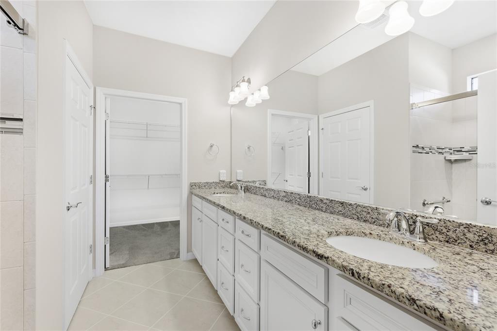 13480 Esposito Street Venice, FL 34293 - Photo 15 of 49