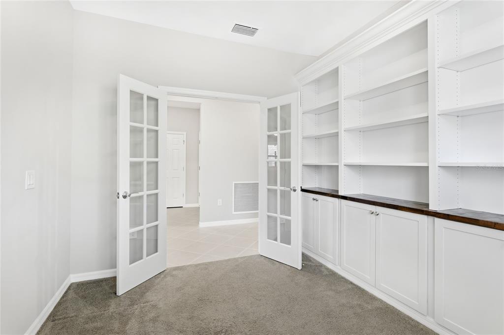 13480 Esposito Street Venice, FL 34293 - Photo 19 of 49