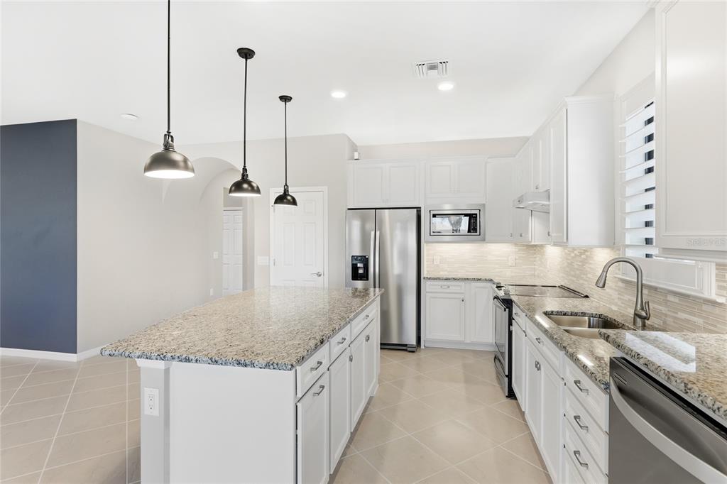 13480 Esposito Street Venice, FL 34293 - Photo 10 of 49