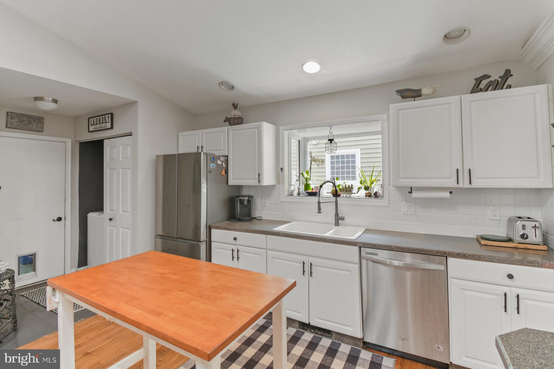 17 Juneway Lane Ocean Pines, MD 21811 - Photo 3 of 45 Kitchen