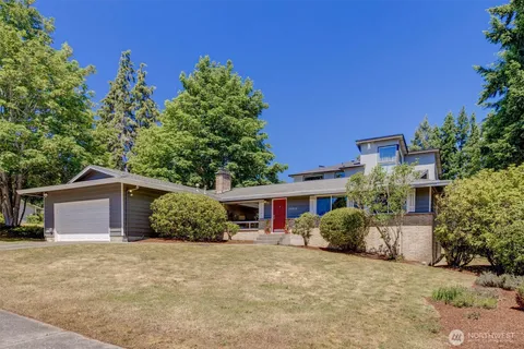 $1,299,000 | 14004 Southeast 20th Street, Bellevue, WA 98007