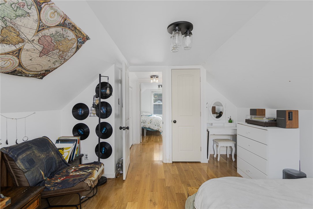 100 Penguin Avenue Warwick, RI 02818 - Photo 24 of 42