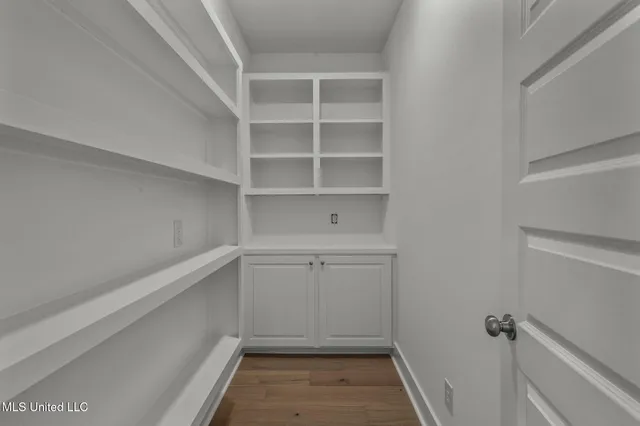 $2,895 | 422 Baleigh Way, Canton, MS 39046