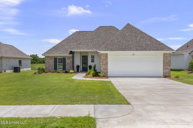 $2,895 | 422 Baleigh Way, Canton, MS 39046