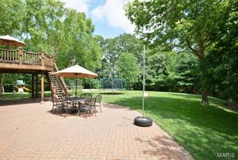 610 Castle Ridge Drive Ballwin, MO 63021 - Photo 4 of 28 Gallery Image 4