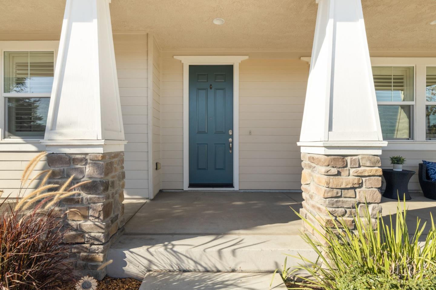 823 Sunrise Drive Gilroy, CA 95020 - Photo 4 of 46