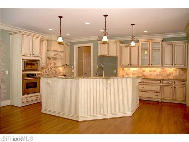 7057 Denison Road Summerfield, NC 27358 - Photo 5 of 16 Kitchen.