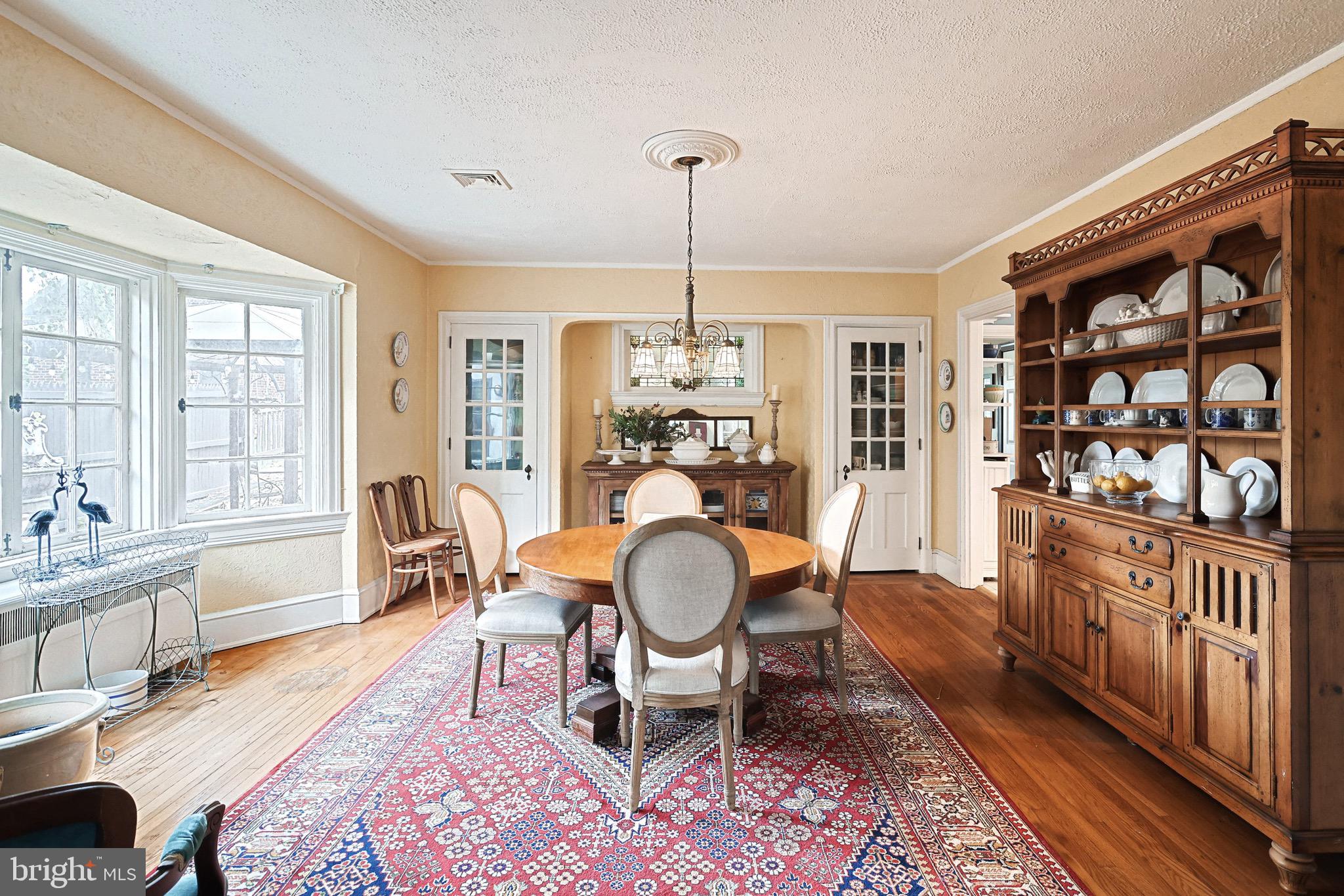 176 Peyton Road York, PA 17403 - Photo 8 of 37 Dining Room