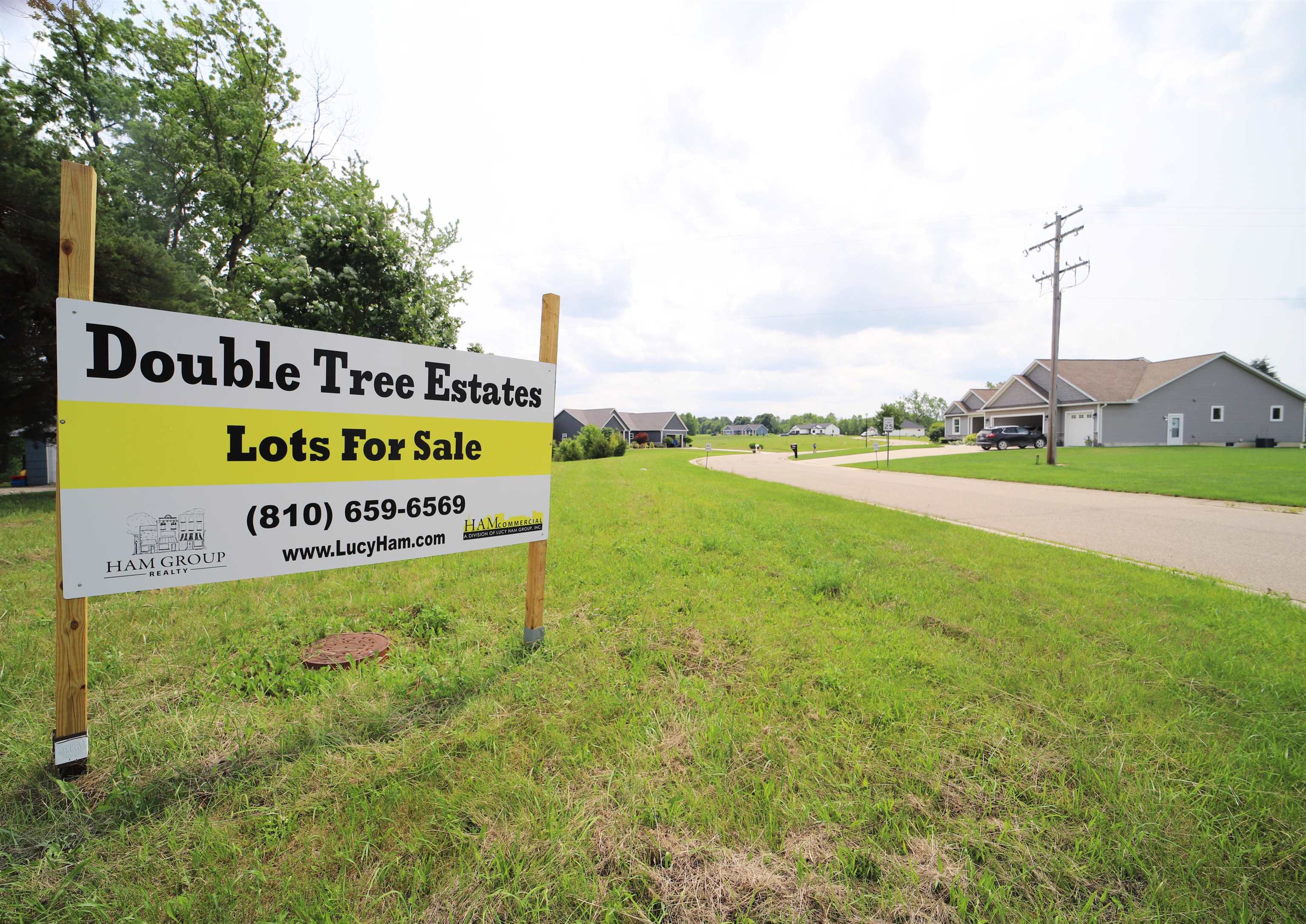 Double Tree Estates Flushing, MI 48433 - Photo 1 of 6