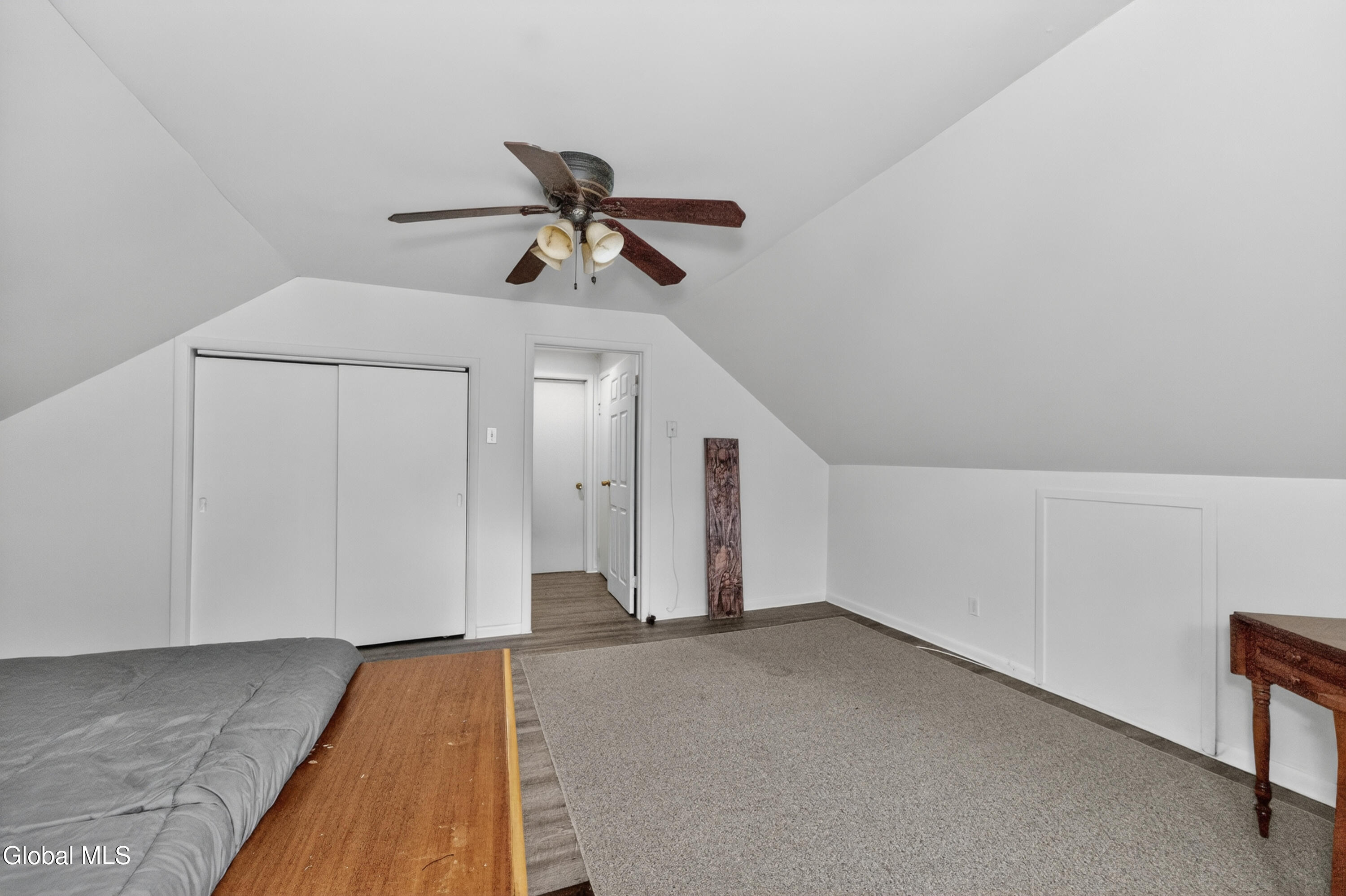 48 Schoolhouse Road Guilderland, NY 12203 - Photo 21 of 44 1 Apt Up 18