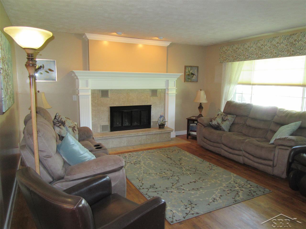 11424 Seymour Road Burt, MI 48417 - Photo 8 of 24 31267552-7.JPG