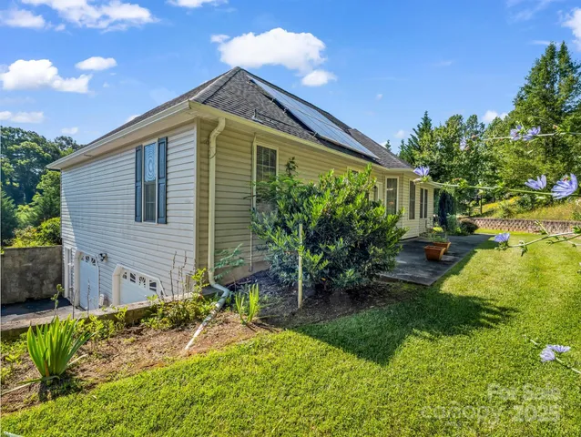 $625,000 | 124 Shadow View Drive, Leicester, NC 28748