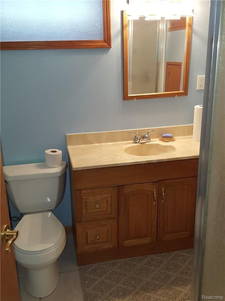 14827 Champaign Road Allen Park, MI 48101 - Photo 16 of 23 20190328_114612.jpg