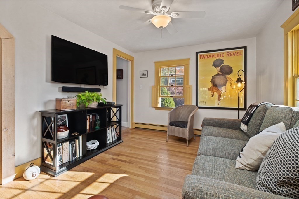 49 Richfield Road Scituate, MA 02066 - Photo 13 of 34