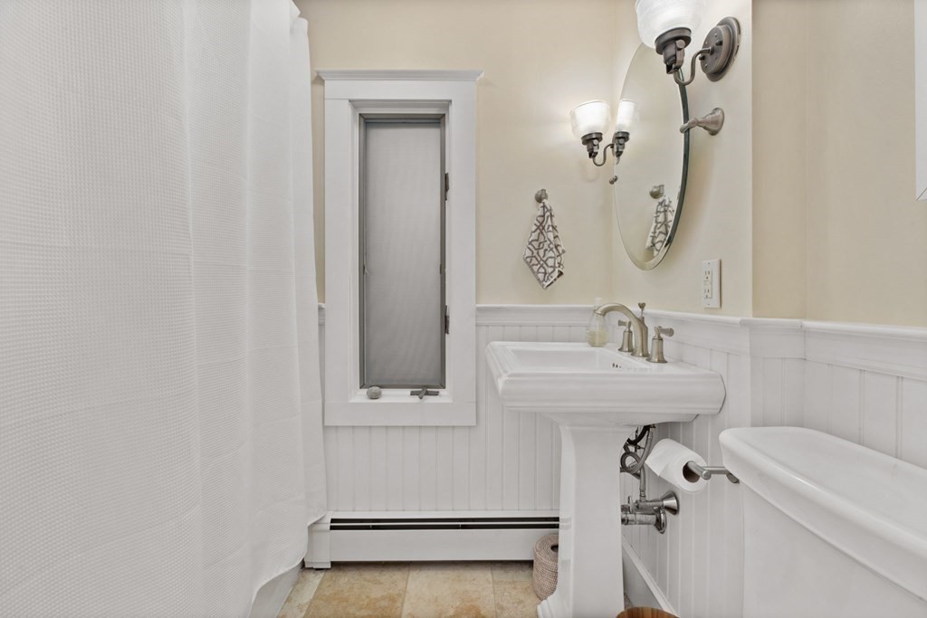 49 Richfield Road Scituate, MA 02066 - Photo 18 of 34