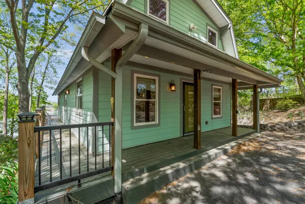 $830,000 | 67 Overlook Road, Hardy, VA 24101