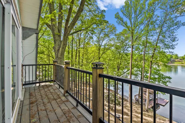 $830,000 | 67 Overlook Road, Hardy, VA 24101