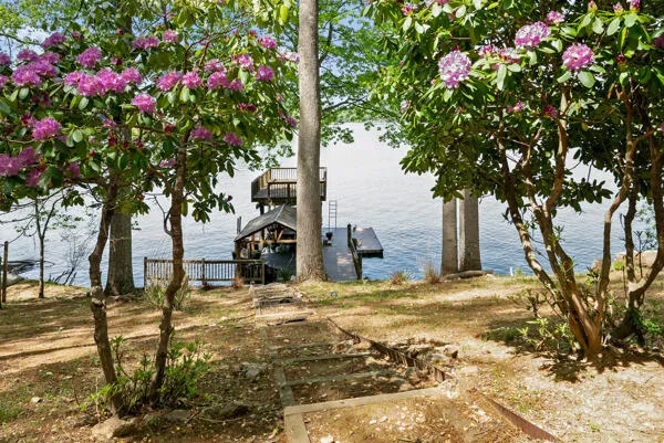 $830,000 | 67 Overlook Road, Hardy, VA 24101