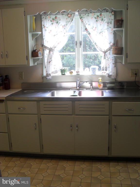 1292 White Oak Road Manheim, PA 17545 - Photo 13 of 30 Gallery Image 13