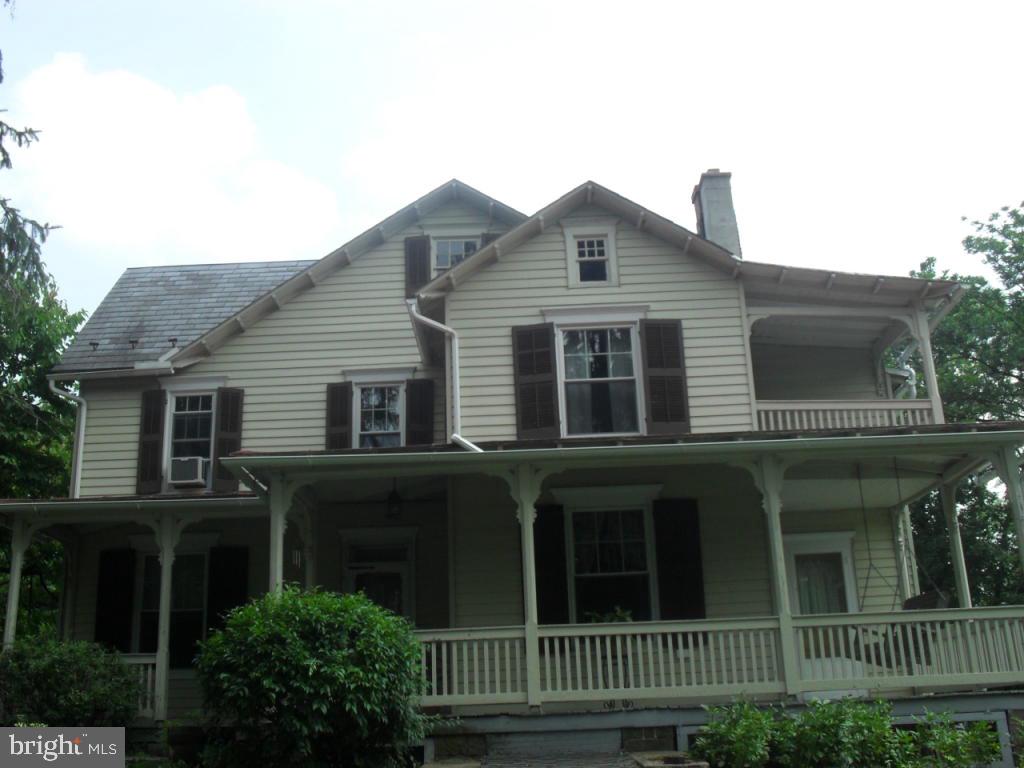 1292 White Oak Road Manheim, PA 17545 - Photo 2 of 30 Gallery Image 2