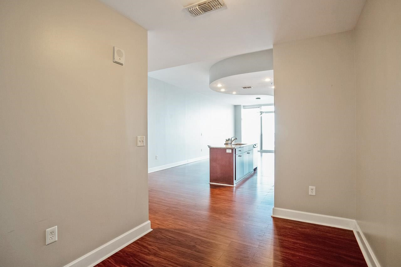 301 Fayetteville Street, Unit 2511 Raleigh, NC 27601 - Photo 11 of 36 Photo 11