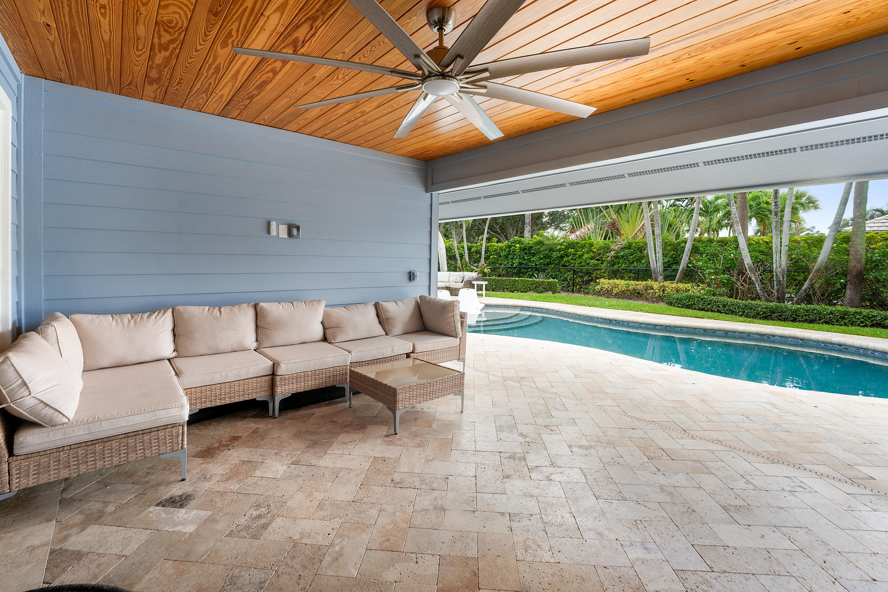18770 Southeast River Ridge Road Jupiter, FL 33469 - Photo 33 of 39 patio