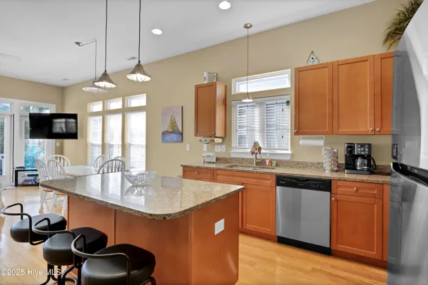 $2,200 | 1218 Bowfin Lane, Unit 1, Carolina Beach, NC 28428