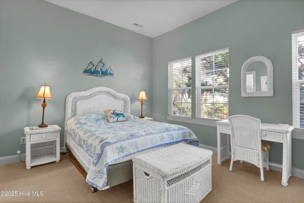 $2,200 | 1218 Bowfin Lane, Unit 1, Carolina Beach, NC 28428