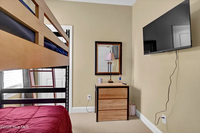 $2,200 | 1218 Bowfin Lane, Unit 1, Carolina Beach, NC 28428