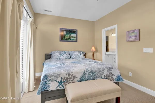 $2,200 | 1218 Bowfin Lane, Unit 1, Carolina Beach, NC 28428