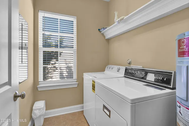 $2,200 | 1218 Bowfin Lane, Unit 1, Carolina Beach, NC 28428