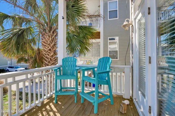 $2,200 | 1218 Bowfin Lane, Unit 1, Carolina Beach, NC 28428