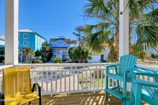 $2,200 | 1218 Bowfin Lane, Unit 1, Carolina Beach, NC 28428