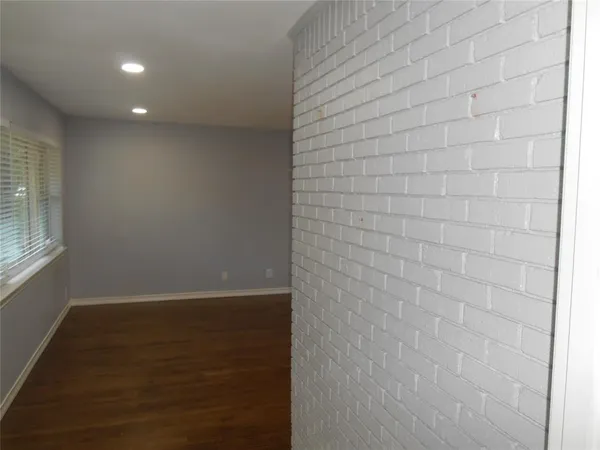 $2,400 | 606 Devonshire Drive, Richardson, TX 75080