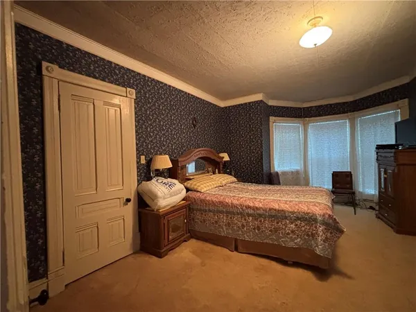 $275,000 | 601 South Holbrook Street, Fort Scott, KS 66701