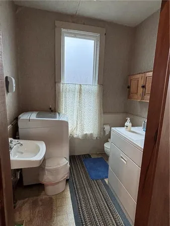 $275,000 | 601 South Holbrook Street, Fort Scott, KS 66701