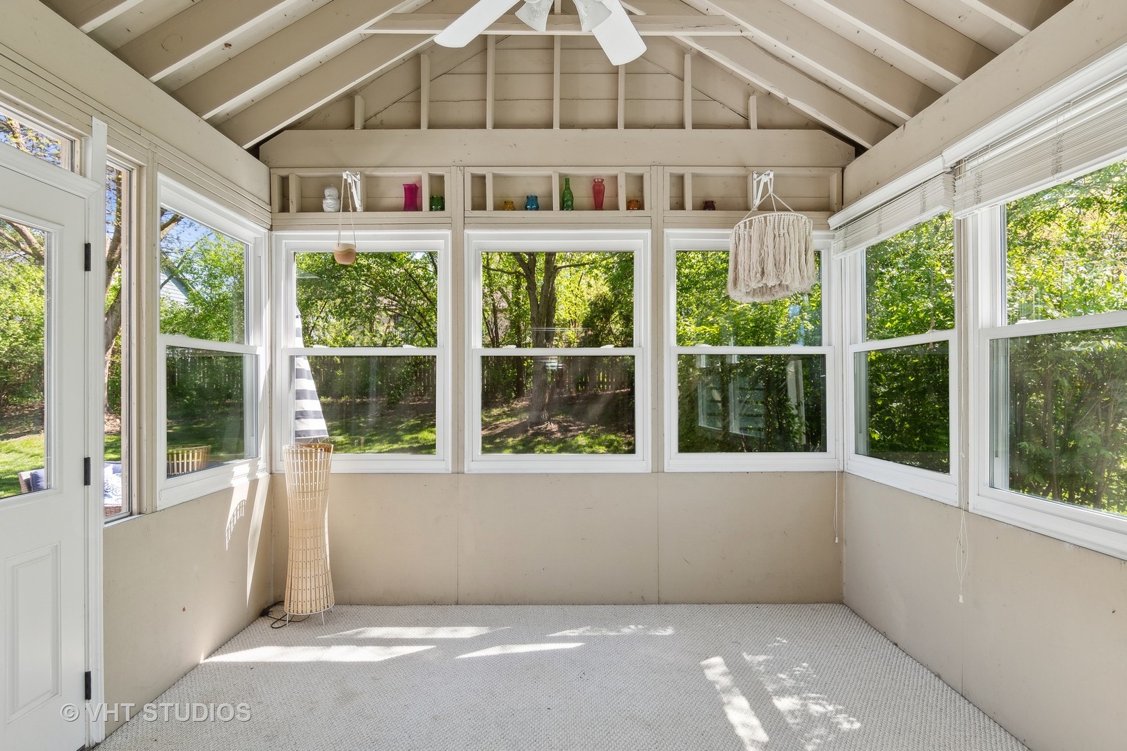 1394 East Gartner Road Naperville, IL 60540 - Photo 13 of 28 Gallery Image 13