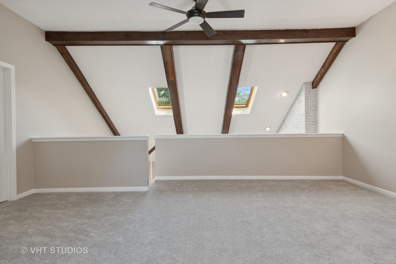 1394 East Gartner Road Naperville, IL 60540 - Photo 21 of 28 Gallery Image 21