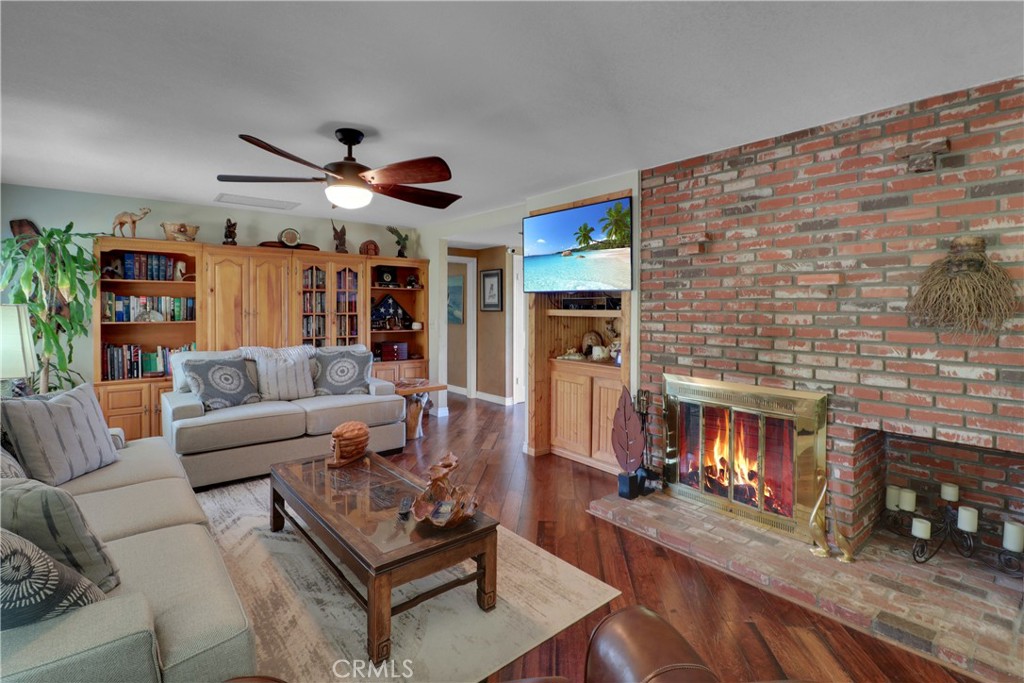 16750 Canyon View Drive Riverside, CA 92504 - Photo 13 of 44 Family room with firepalce