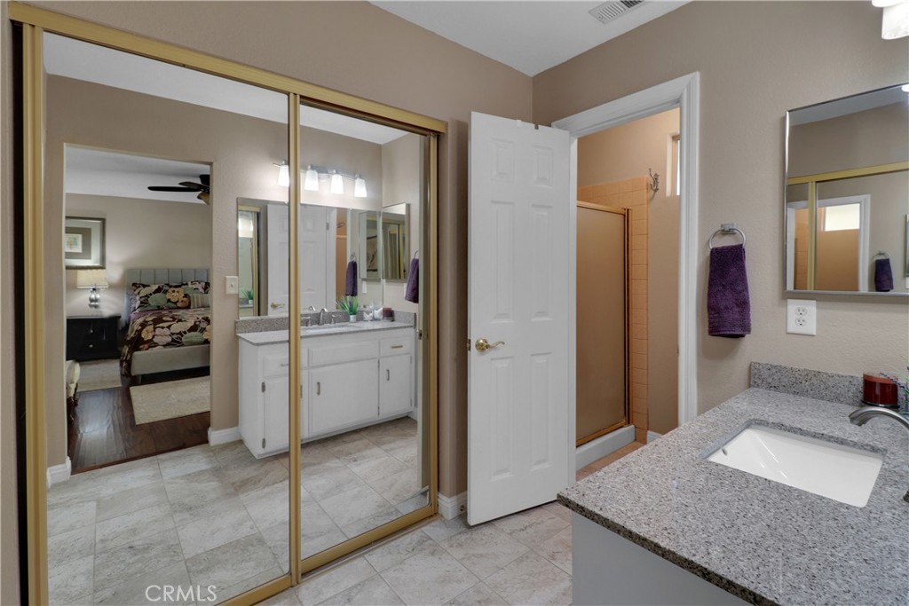 16750 Canyon View Drive Riverside, CA 92504 - Photo 23 of 44 Primary Bathroom