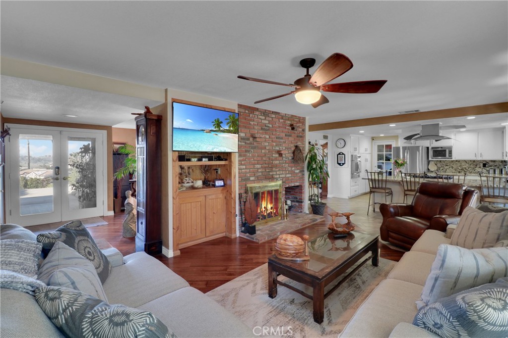 16750 Canyon View Drive Riverside, CA 92504 - Photo 7 of 44 Family room